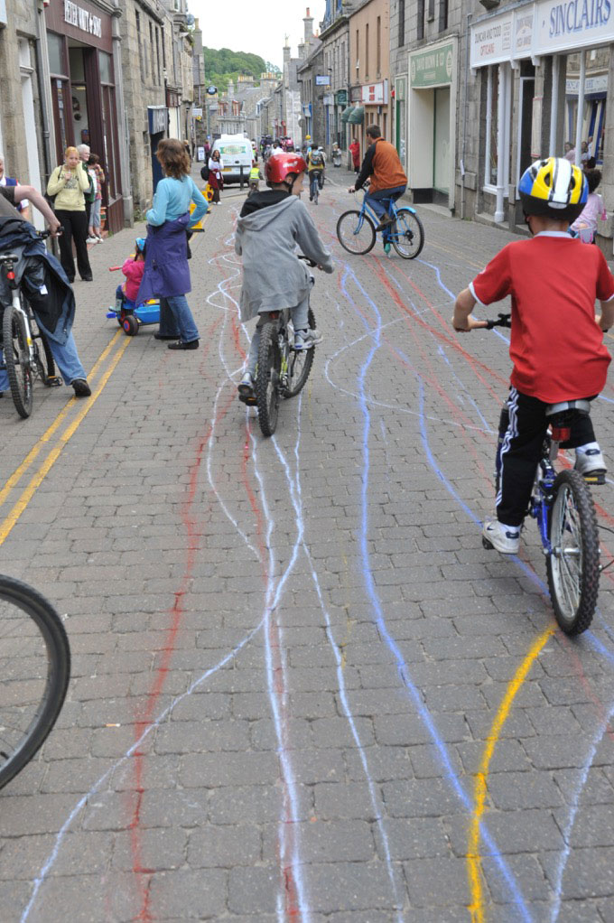 Huntly Slow Down, (2009), Jacqueline Donachie. Courtesy of The Artist and Patricia Fleming, Glasgow.